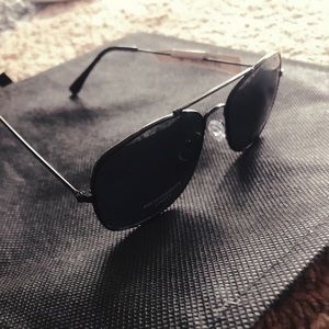 Black frames kid